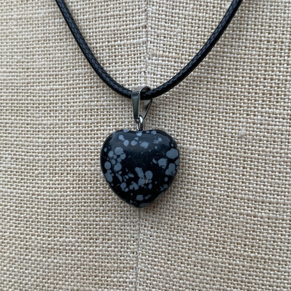 Handmade Heart Speckled Stone Amulet Necklace - Picture 5 of 10